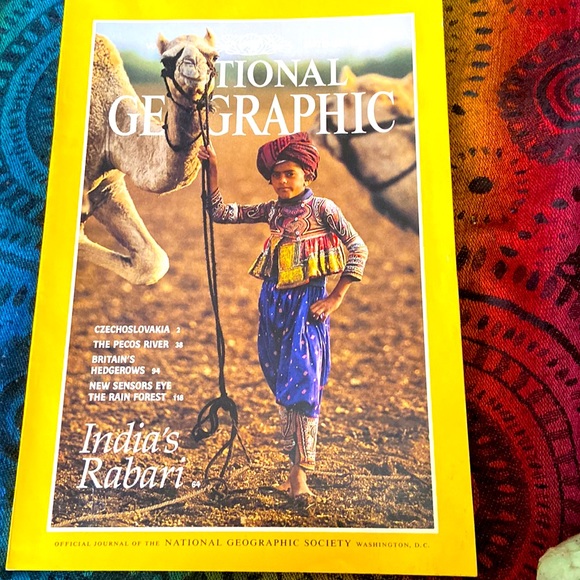 5/$10🌴🌴🌴VINTAGE NATIONAL GEOGRAPHIC VO SEPTEMBER 1993